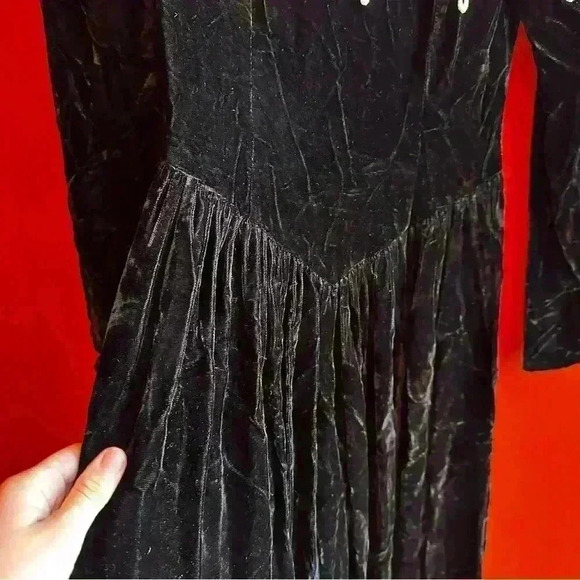 Vintage Gunne Sax Jessica McClintock Black velvet dress with white lace size 3 - Picture 4 of 9